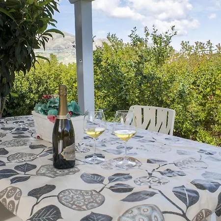 Hébergement de vacances Borgo Aranci - Tulipano Castellammare del Golfo